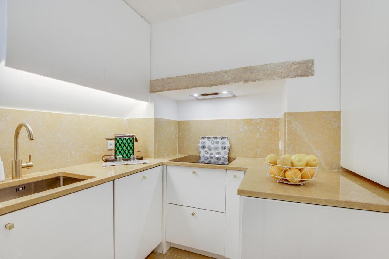 Апартаменты Golden Cage Chiado - Charm Historic And Cozy Лиссабон Экстерьер фото